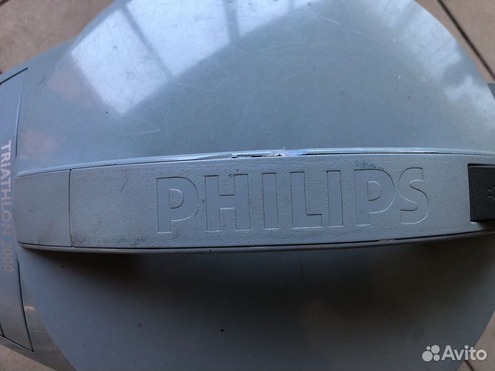 Моющий пылесос Philips
