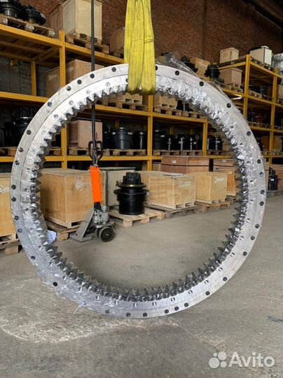 Поворотный Круг Hitachi ZX330-1