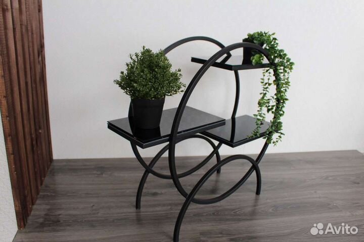 Подставка для цветов напольная металлическая