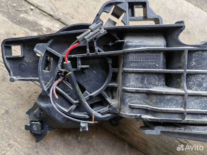 Электропривод правого зеркала Skoda Kodiaq