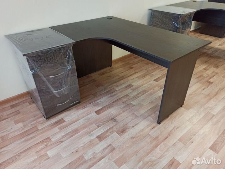 Офисная мебель