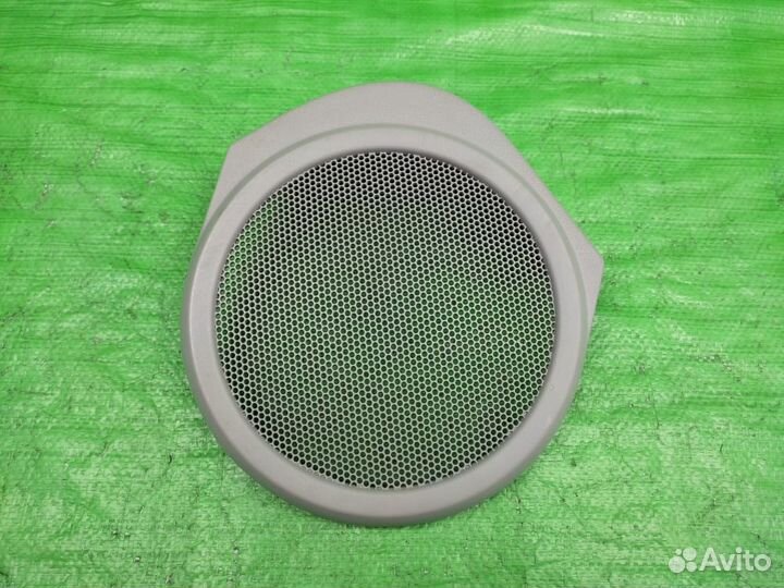 Решетка перед. левого динамика Dodge Caliber 06-11