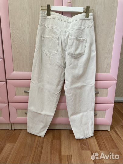 Джинсы укороченные