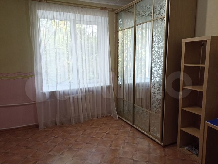 3-к. квартира, 75 м², 2/4 эт.