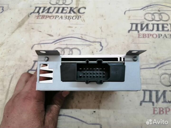 Блок электронный Audi A4 (B7) 2004-2009