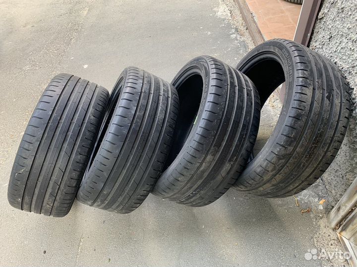 Nokian Tyres Hakka Black 2 235/40 R19 Y