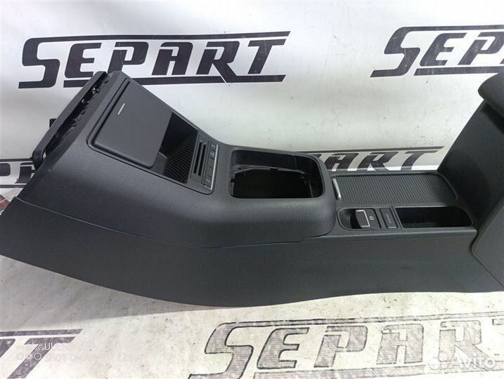 Консоль центральная Volkswagen Tiguan 5N 2.0 cawa