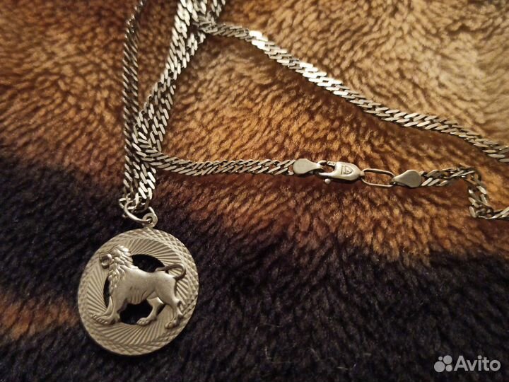 Цепочка с кулоном серебро