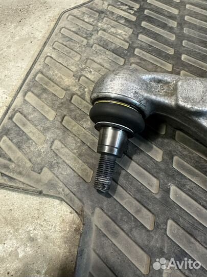 Рычаг передний Audi a6c6