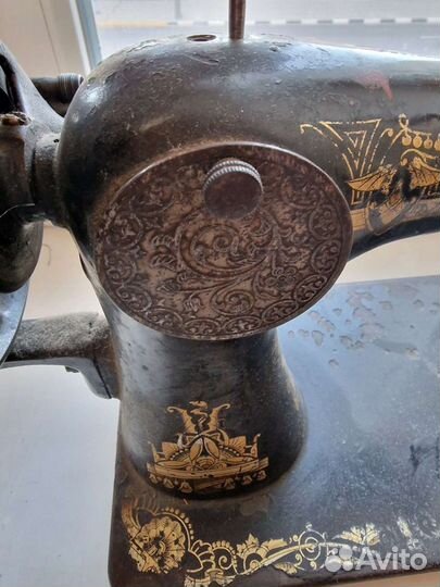 Швейная машинка Singer