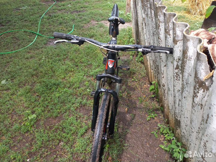 Велосипед с литыми дисками