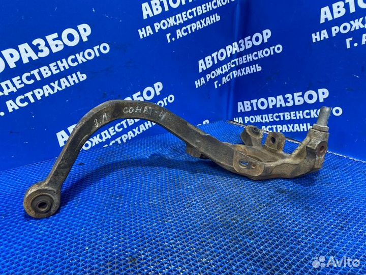 Задний левый поворотный кулак Hyundai Sonata 4