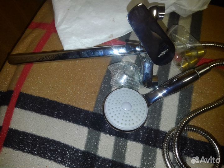 Смеситель для ванны с душем