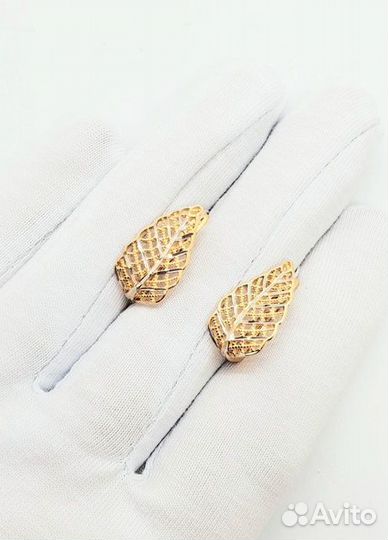 Золотые серьги