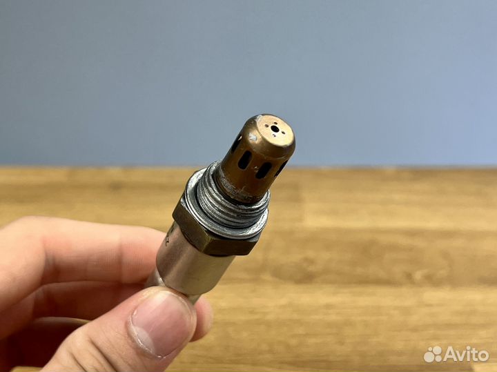 Кислородный датчик лямбда зонд Nissan 226A0EN21A