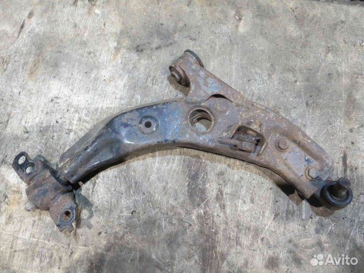 Рычаг передний правый Mazda 323 1.8 1998