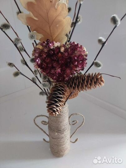 Композиция из сухих цветов