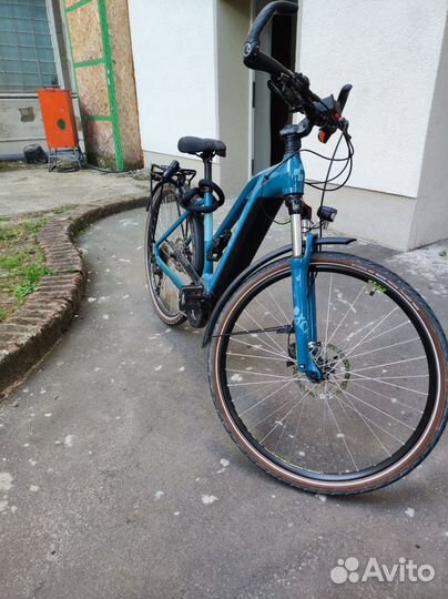 Электровелосипед Cube Touring Hybrid One 500