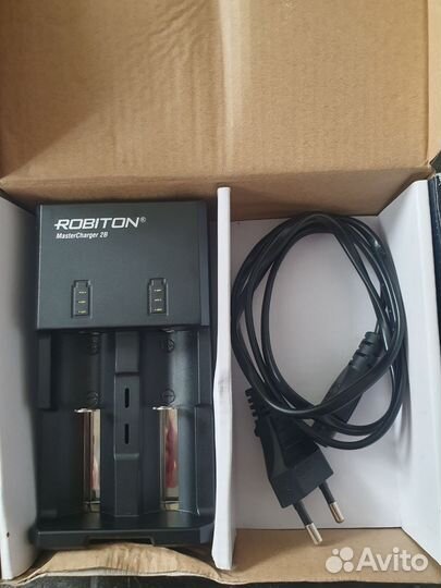 Зарядное устройство robiton новое