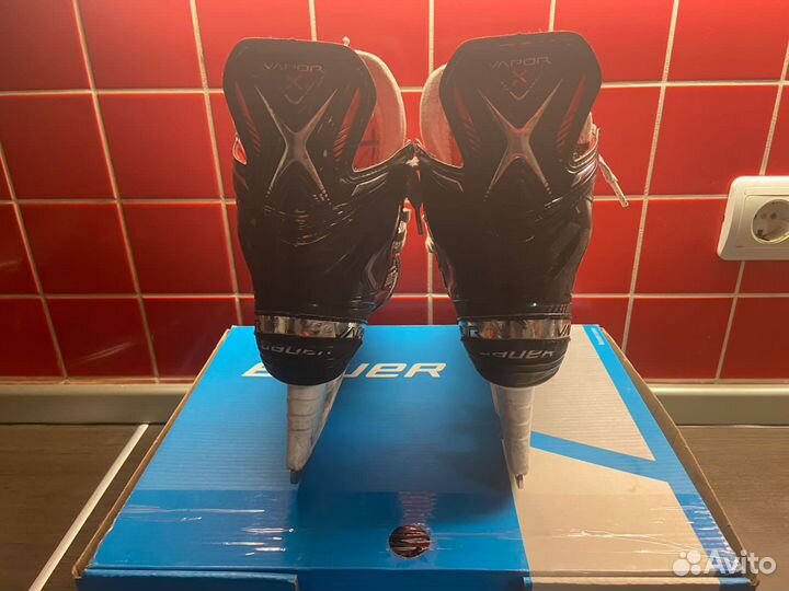 Коньки Bauer select 4,5 EE