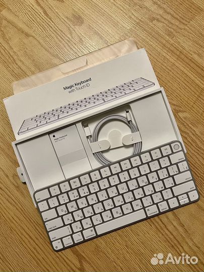 Apple Magic Keyboard с Touch ID