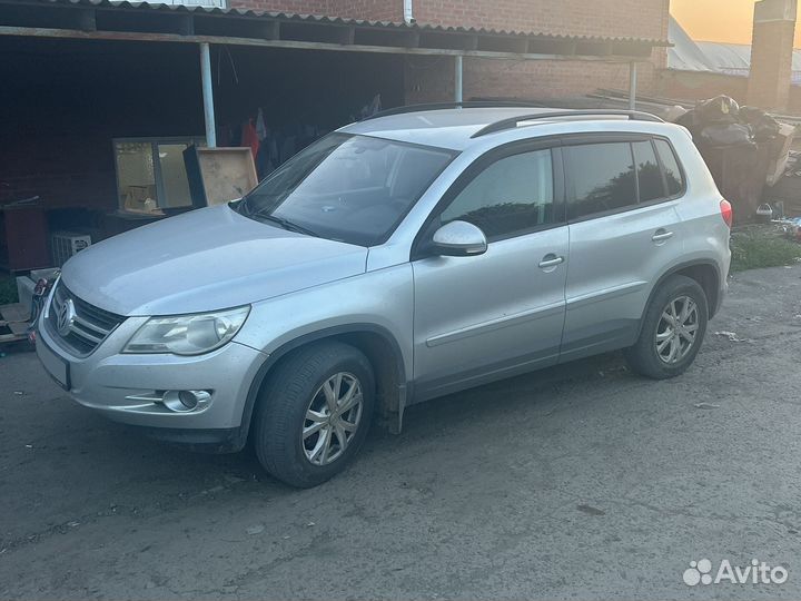 Volkswagen Tiguan 2.0 AT, 2009, 215 000 км