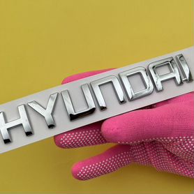 Надпись Hyundai на крышку багажника значок Хендай