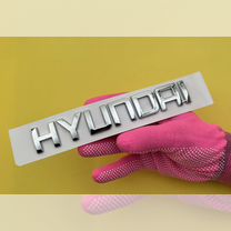 Надпись Hyundai на крышку багажника значок Хендай