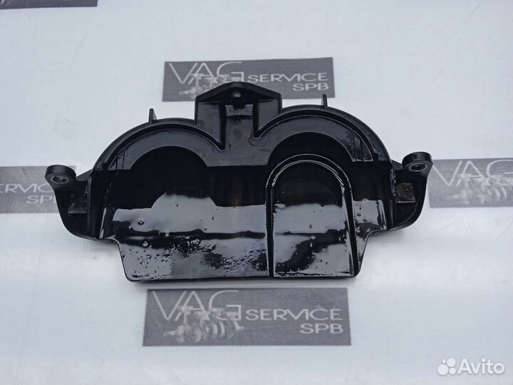 Крышка балансиров Mercedes M274