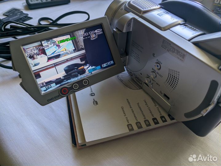 Видеокамера Sony DCR-DVD905
