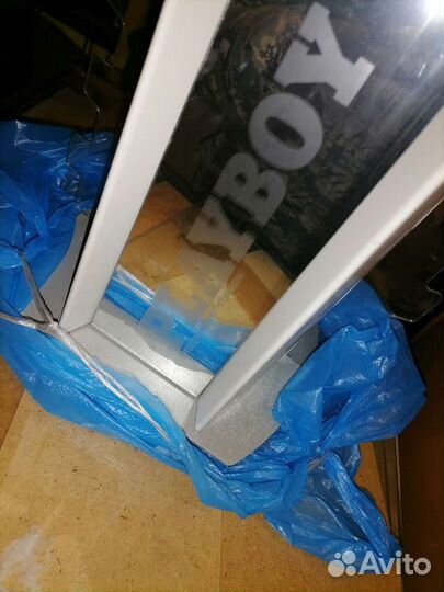 Стойка под очки плейбой