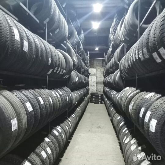 Opera NEA-02 215/50 R17 90L