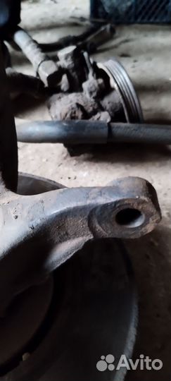 Поворотный кулак ford focus 1