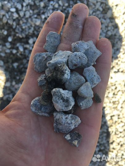 Щебень вторичный бетонный