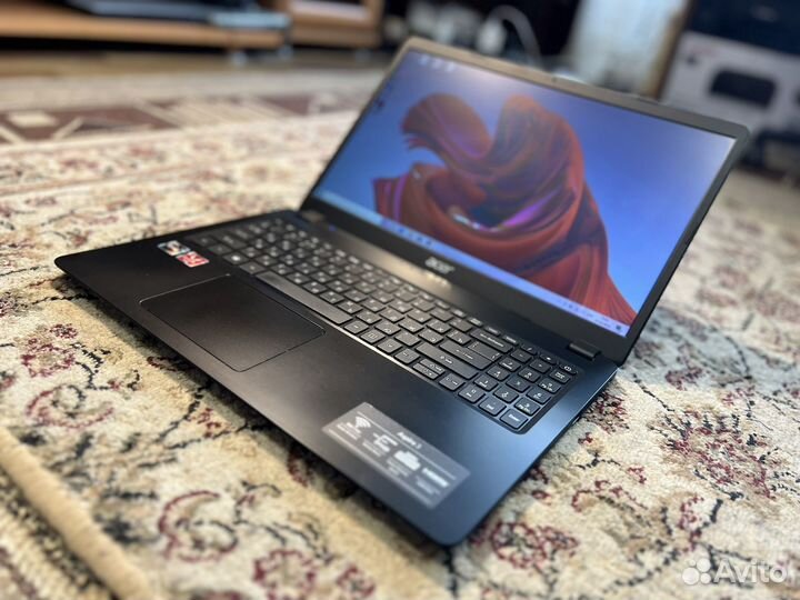 Мощный Ноутбук Acer Ryzen 3-3200u/8гб/256 ssd
