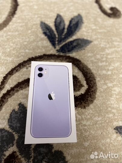 iPhone 11, 64 ГБ