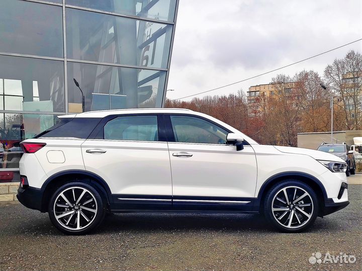 FAW Bestune T77, 2022