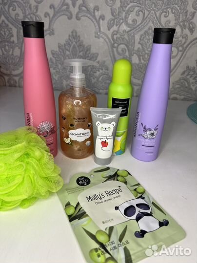 Наборы для душа и тела на 8 марта