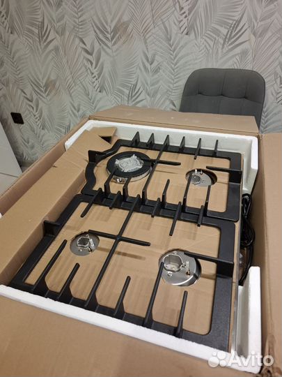 Газовая варочная панель 4 конфорки