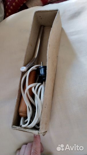 Щипцы для завивки волос