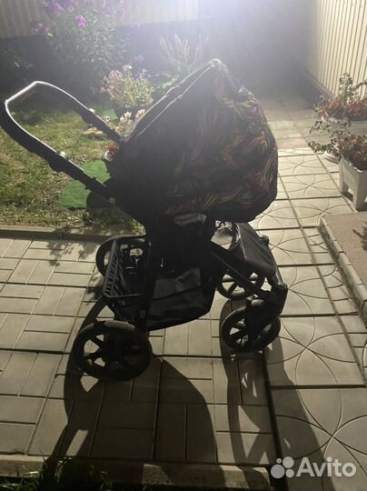 Коляска всесезонная