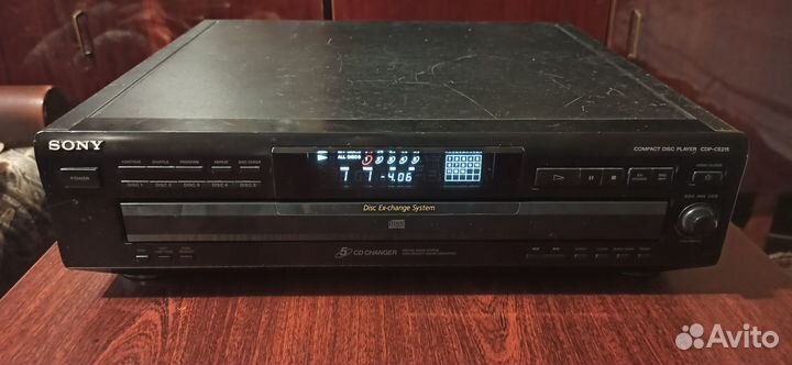 Sony CDP-CE215 5CD Changer