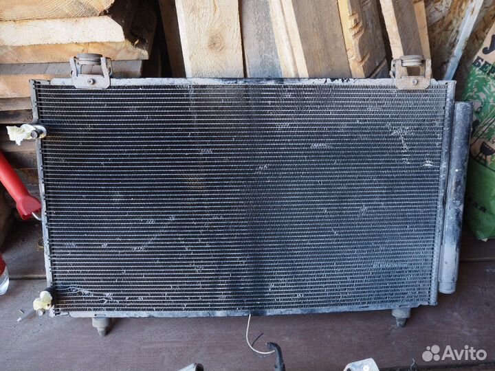 Toyota corolla 120 капот