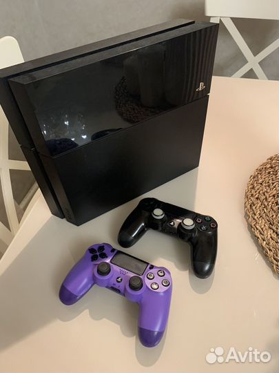 Консоль Sony Playstation 4 500gb + Fifa19