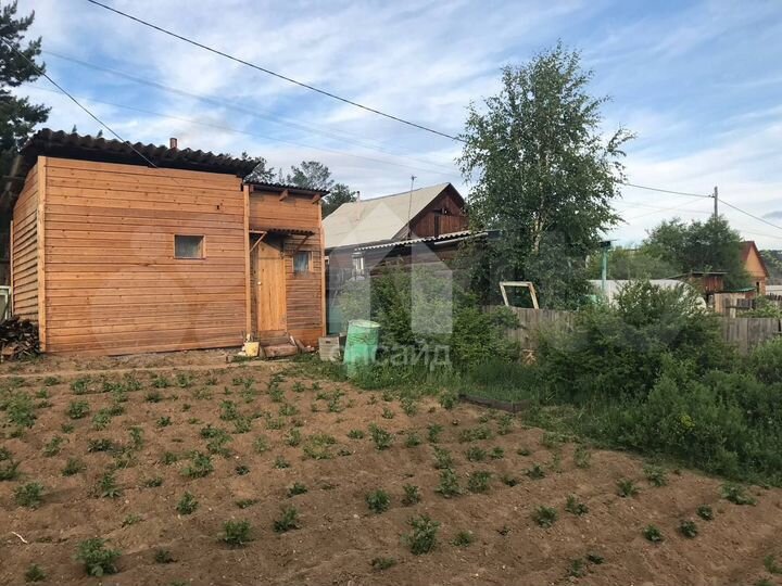 Дом 63,9 м² на участке 8 сот.