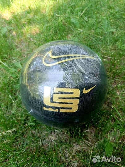 Новый баскетбольный мяч Nike 7