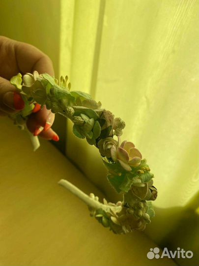 Ободок для волос с цветами