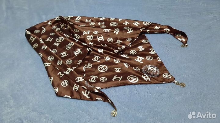 Шелковый платок chanel