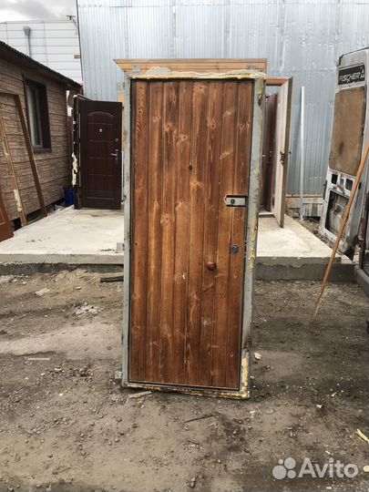 Дверь входная металлическая