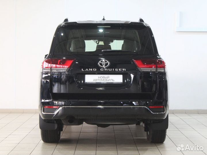 Toyota Land Cruiser 3.5 AT, 2023